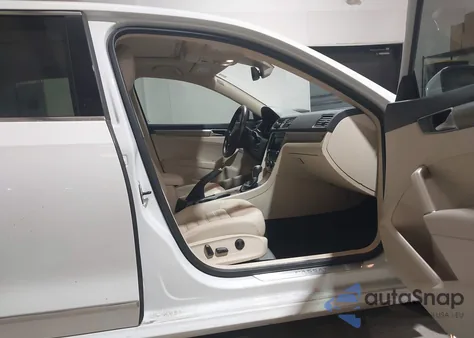 2017 Volkswagen Passat 1.8T Sel Premium из США, поврежденный, VIN 1VWCT7A30HC020228